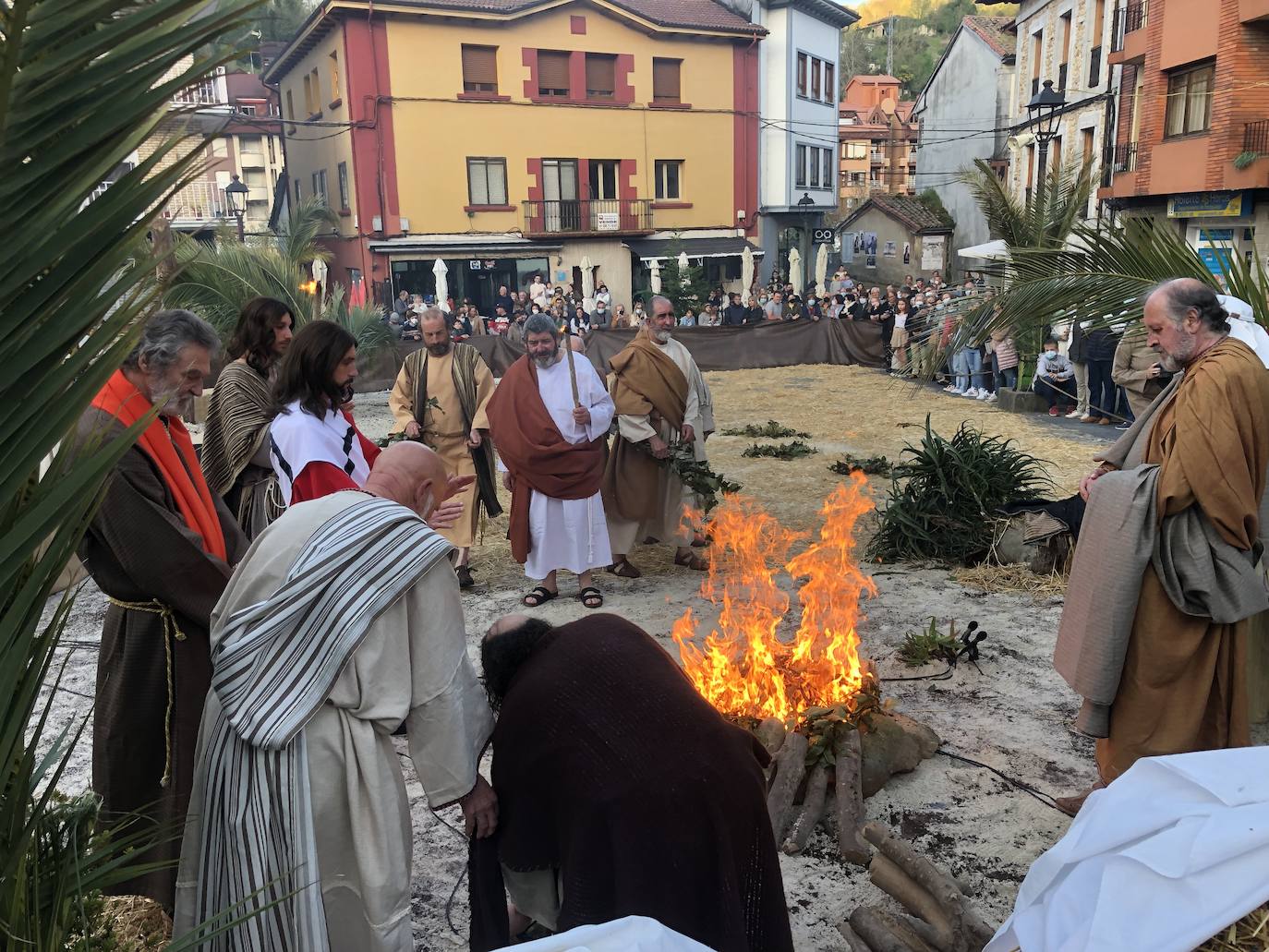 La Última Cena, la oración en el huerto y el Sanedrín abren una recreación con más de doscientos figurantes y actores