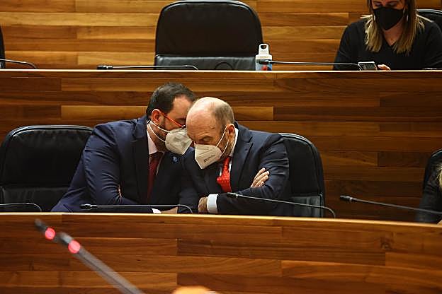 El PSOE de Siero pacta con la dirección regional una lista única liderada por Cofiño