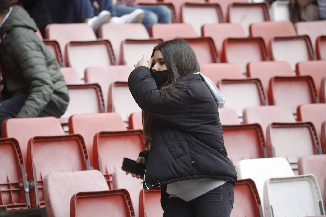 Fotos: ¿Estuviste en el Sporting - Ibiza? ¡Búscate!