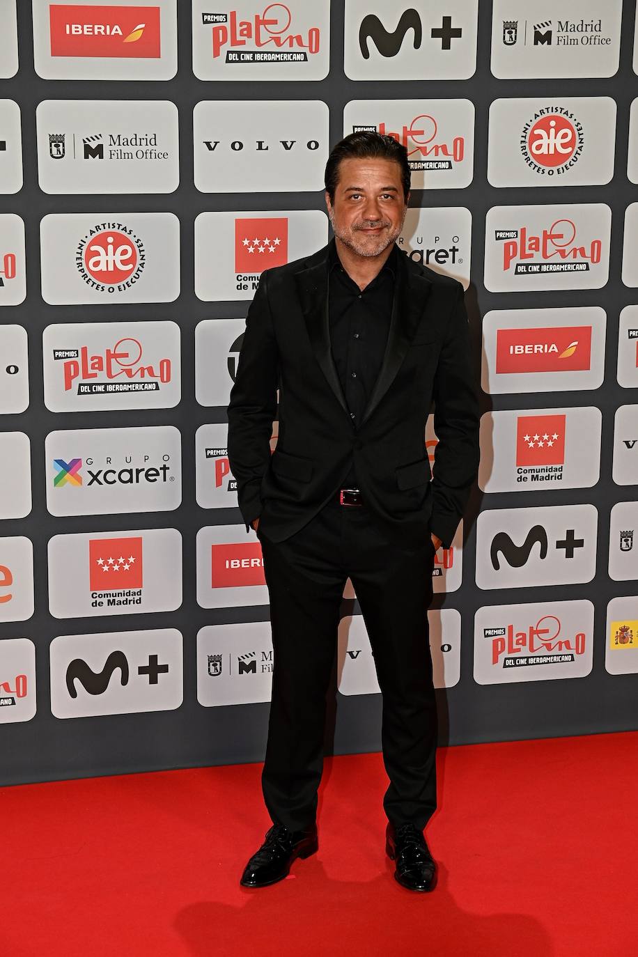 La película 'El buen patrón' y la serie argentina 'El Reino' se han hecho con los galardones más codiciados de los Premios Platino, certamen que recompensa lo mejor del mundo audiovisual iberoamericano. También tuvo una buena noche 'Madres paralelas'. La última colaboración de Pedro Almodóvar con Penélope Cruz se llevó tres premios. 