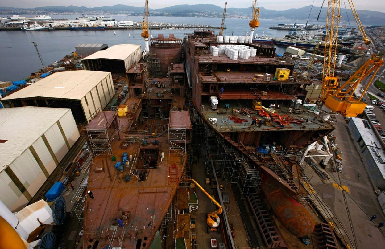 Un barco en construcción en el astillero vigués de Barreras. 