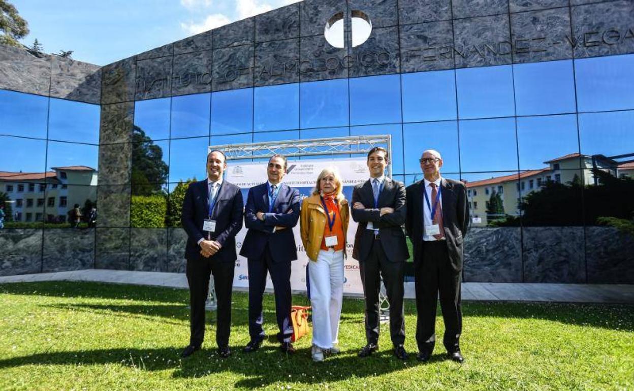 Ponentes deL II Curso e Actualización en Glaucoma del Instituto Universitario Fernández-Vega. 