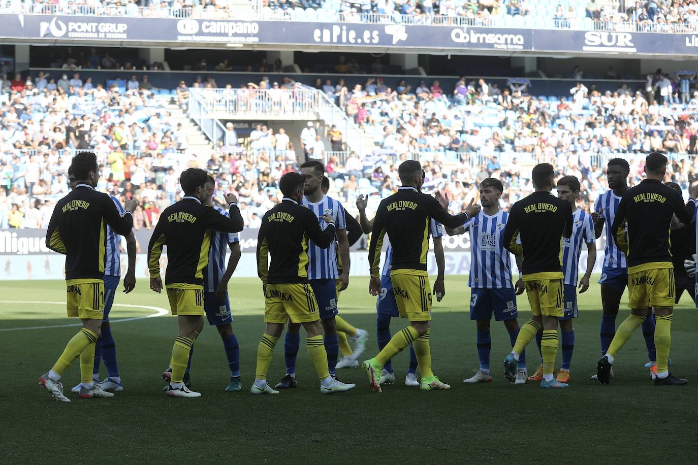 Fotos: Las mejores imágenes del Málaga - Oviedo