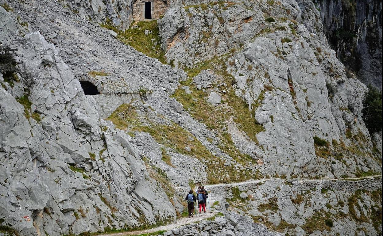 Uno de los tramos de la Rutal del Cares. 