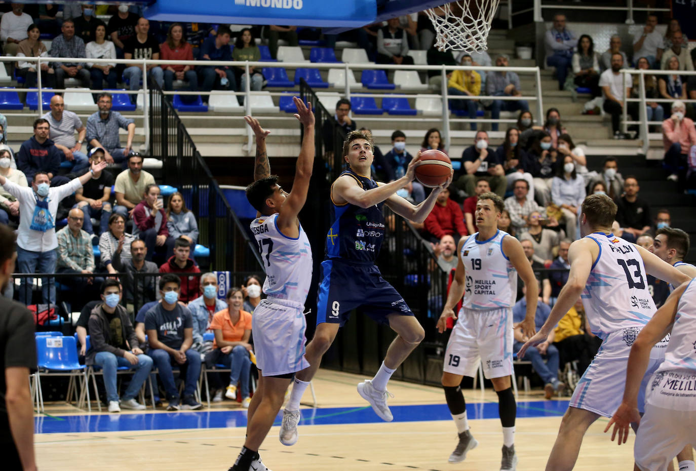 Fotos: Las mejores imágenes que deja el Unicaja Banco Oviedo y el Melilla