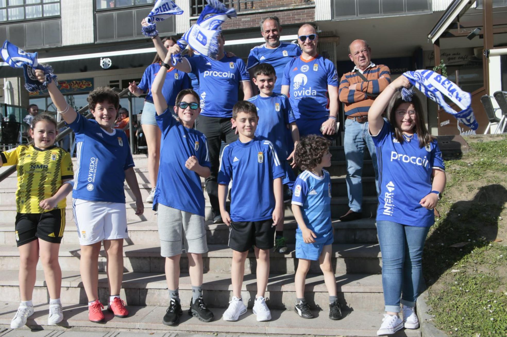 Un oviedismo que heredan y defienden los más pequeños