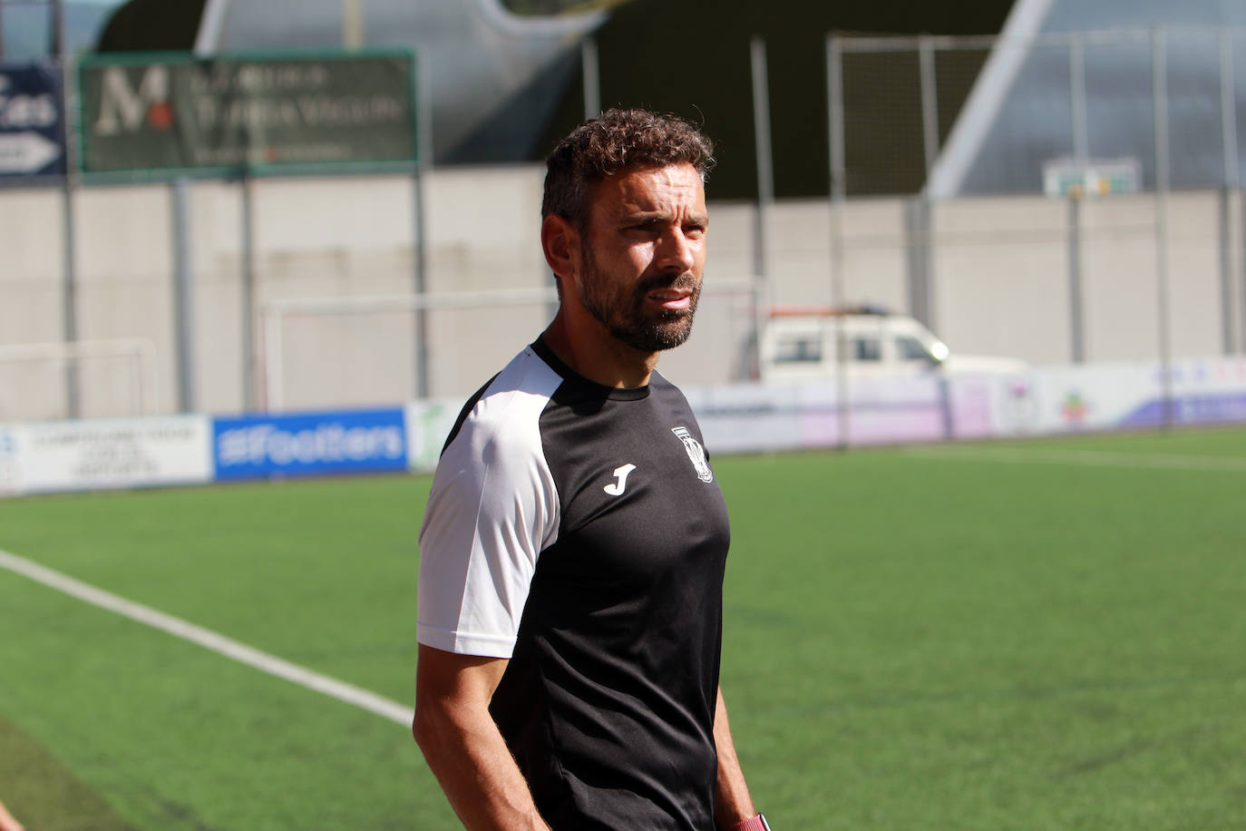 Fotos: Las mejores imágenes del Langreo - el Leganés B