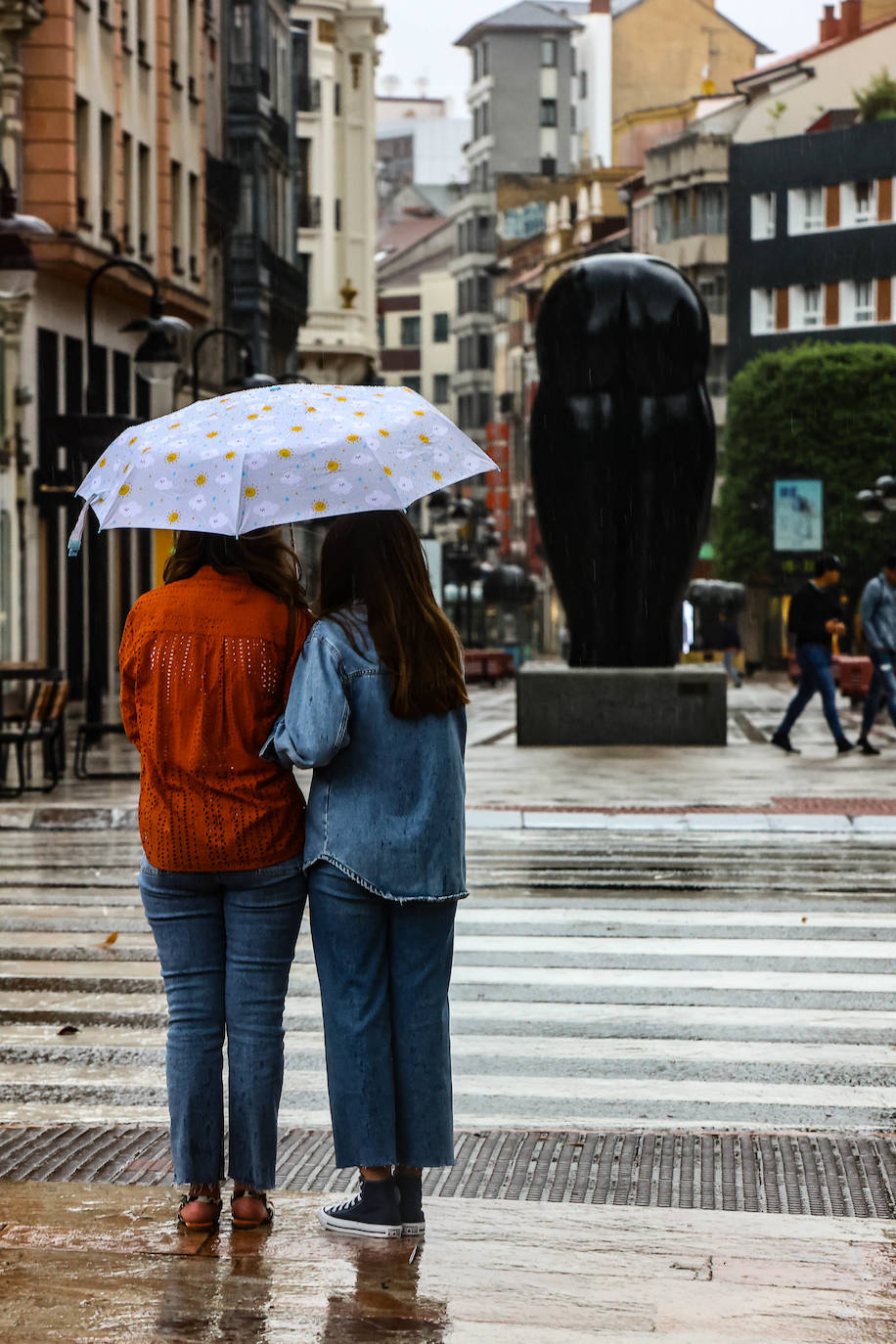 Fotos: Las espectaculares imágenes de la tormenta en Oviedo