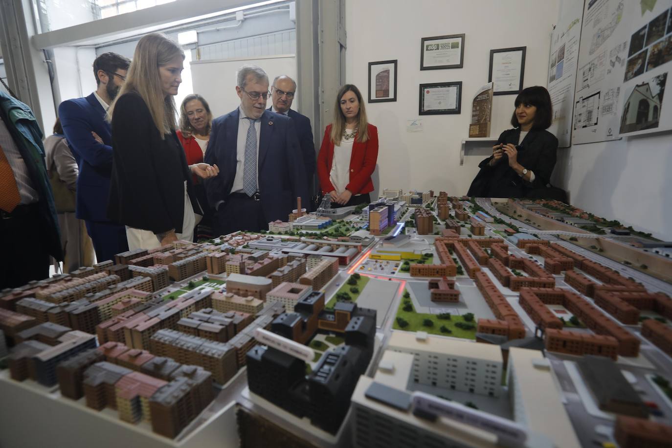 La secretaria de Estado de Energía, Sara Aagesen, inaugura la jornada de presentación de la línea de ayudas del Instituto para la Diversificación y Ahorro de la Energía (IDAE) para Redes de Calor y Frío con energías renovables.