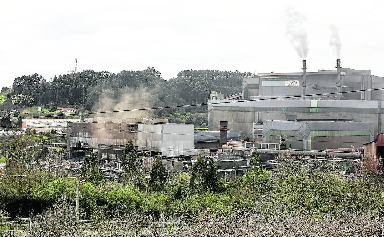 Instalaciones de la acería de Avilés de ArcelorMittal. 