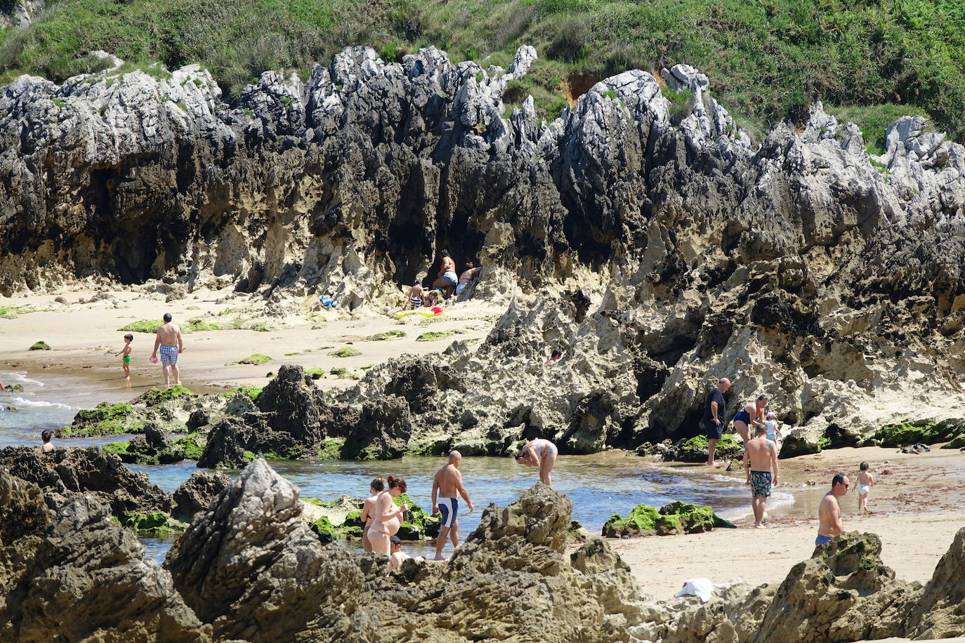 Playa de Toró en Llanes: calidad del agua excelente.
