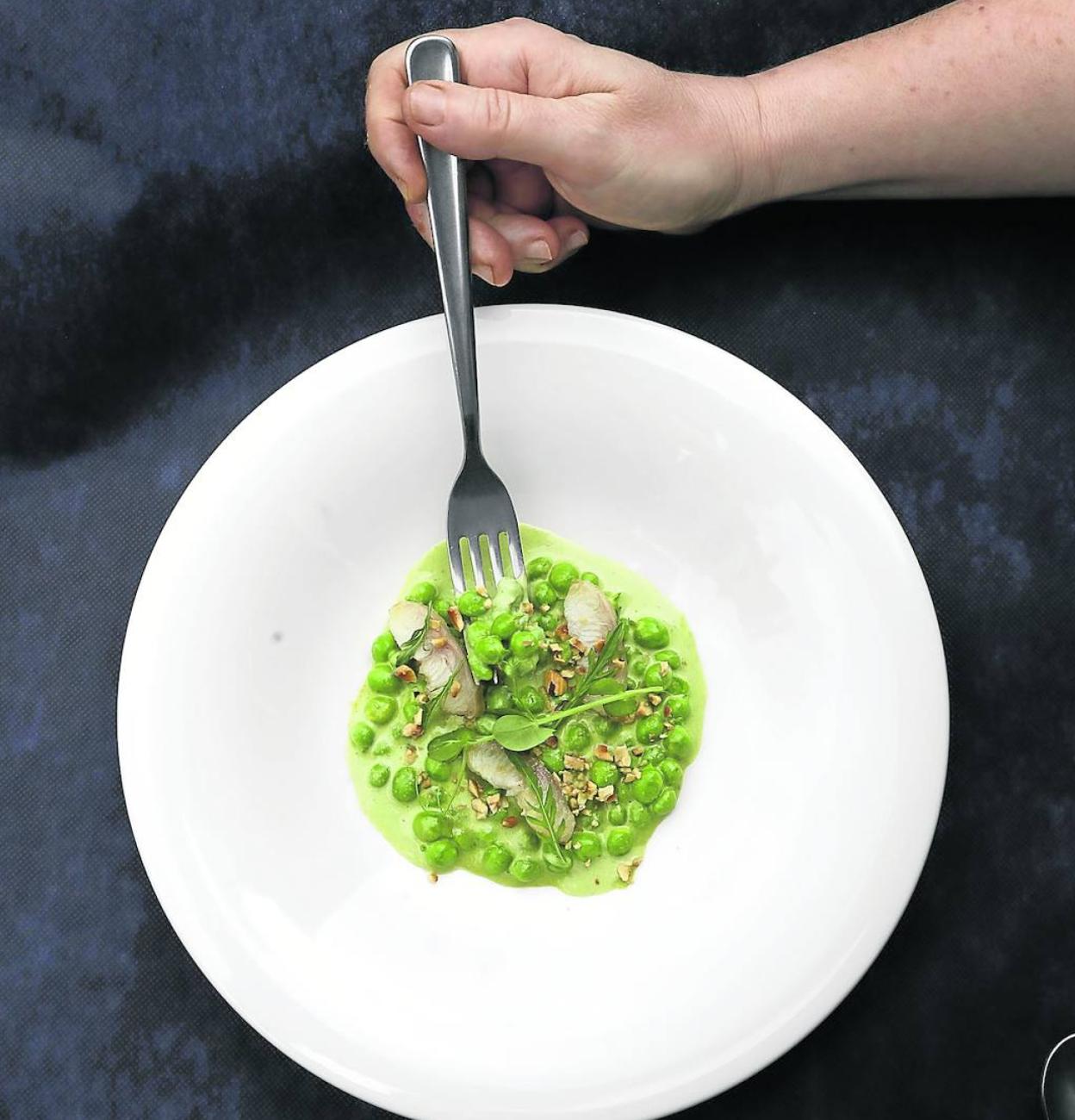 Legumbres refrescantes: platos con color y sin cuchara