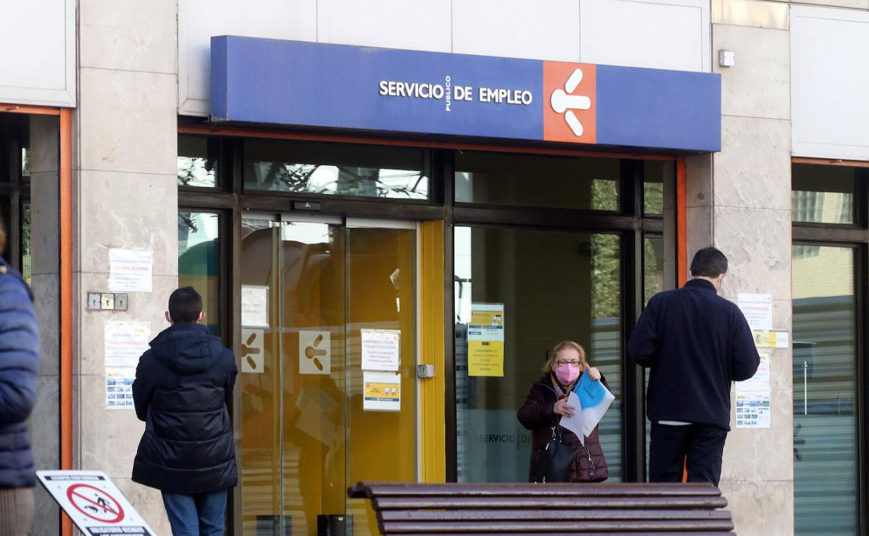 Oficina de Servicio Público de Empleo, en Oviedo. 