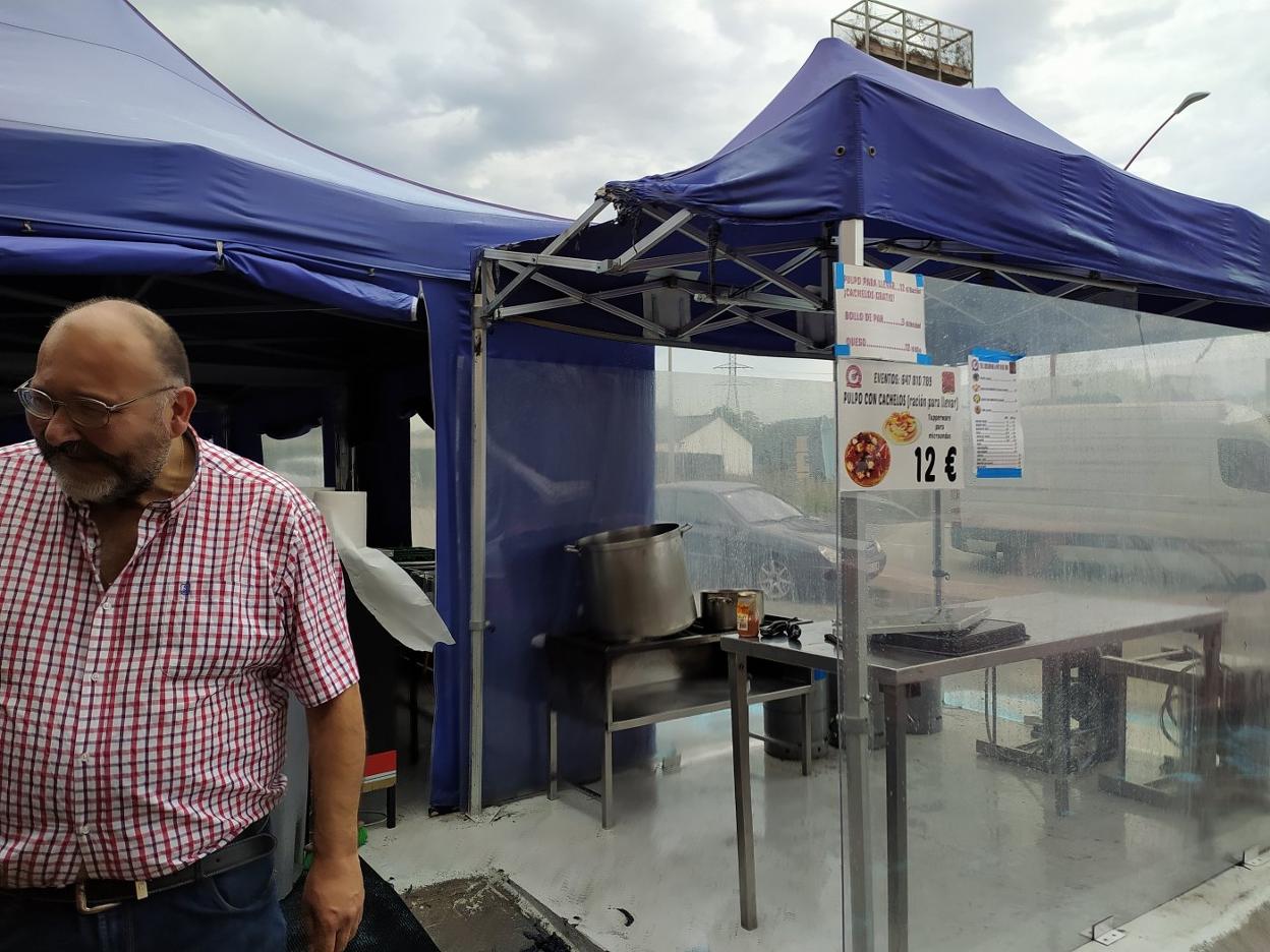 Estado en que quedó el espacio afectado, dedicado a cocinar pulpos. 