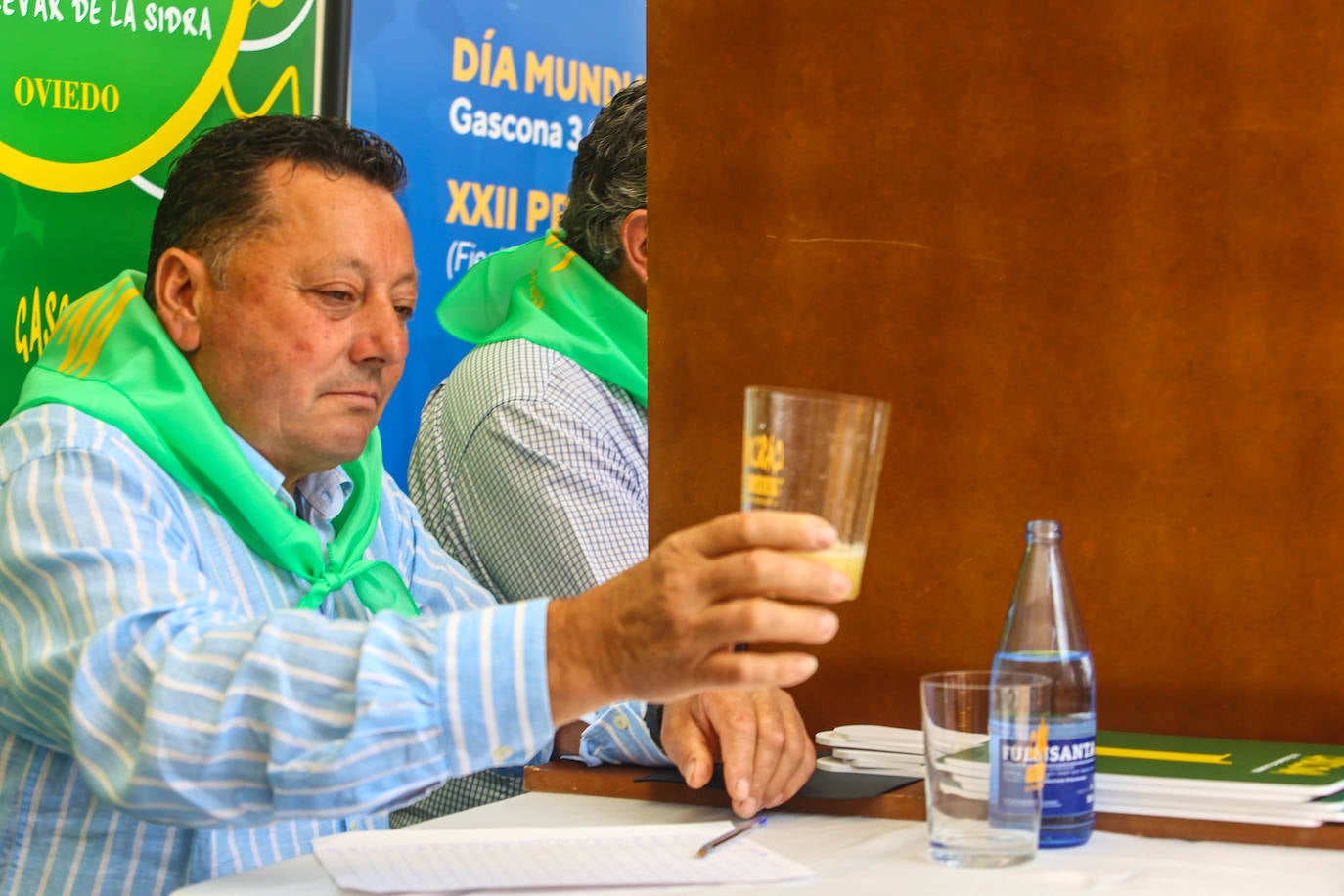 Fotos: Multitudinaria Preba de la Sidra en Gascona