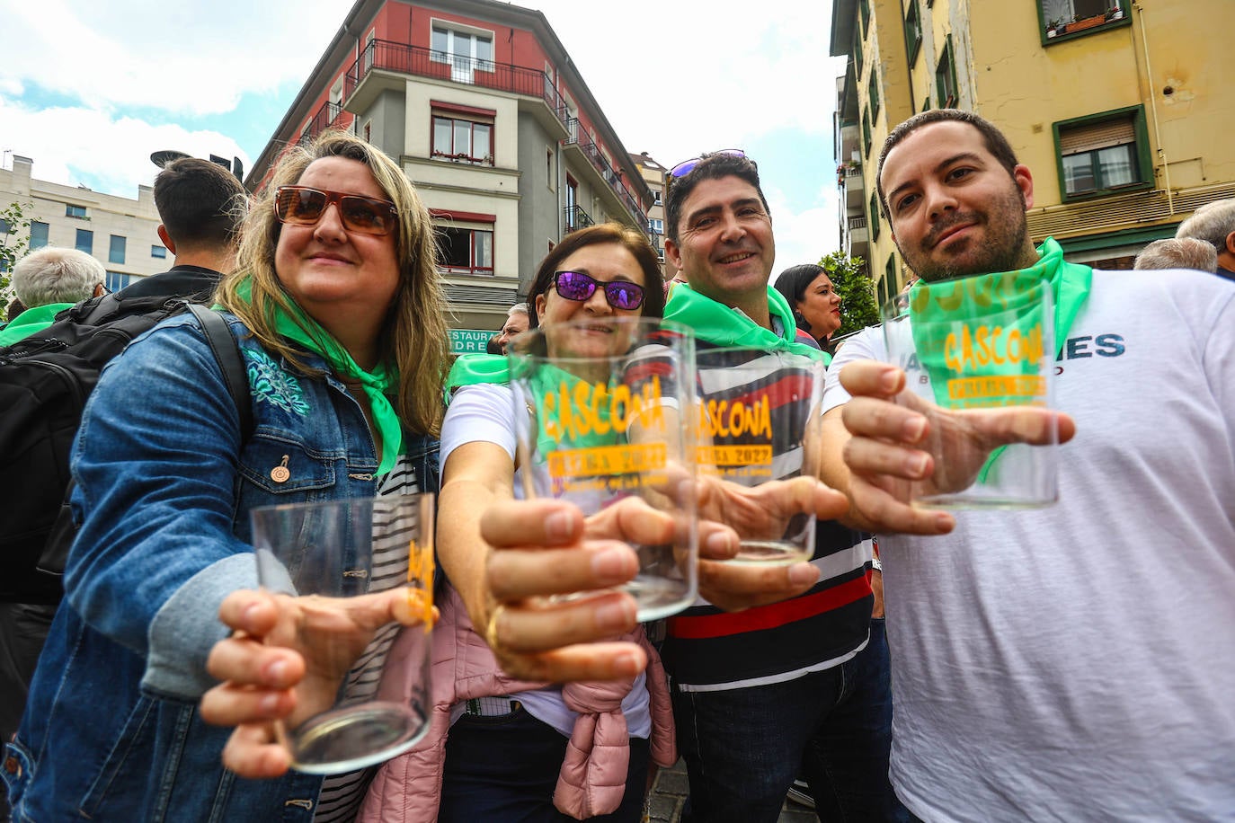 Fotos: Multitudinaria Preba de la Sidra en Gascona