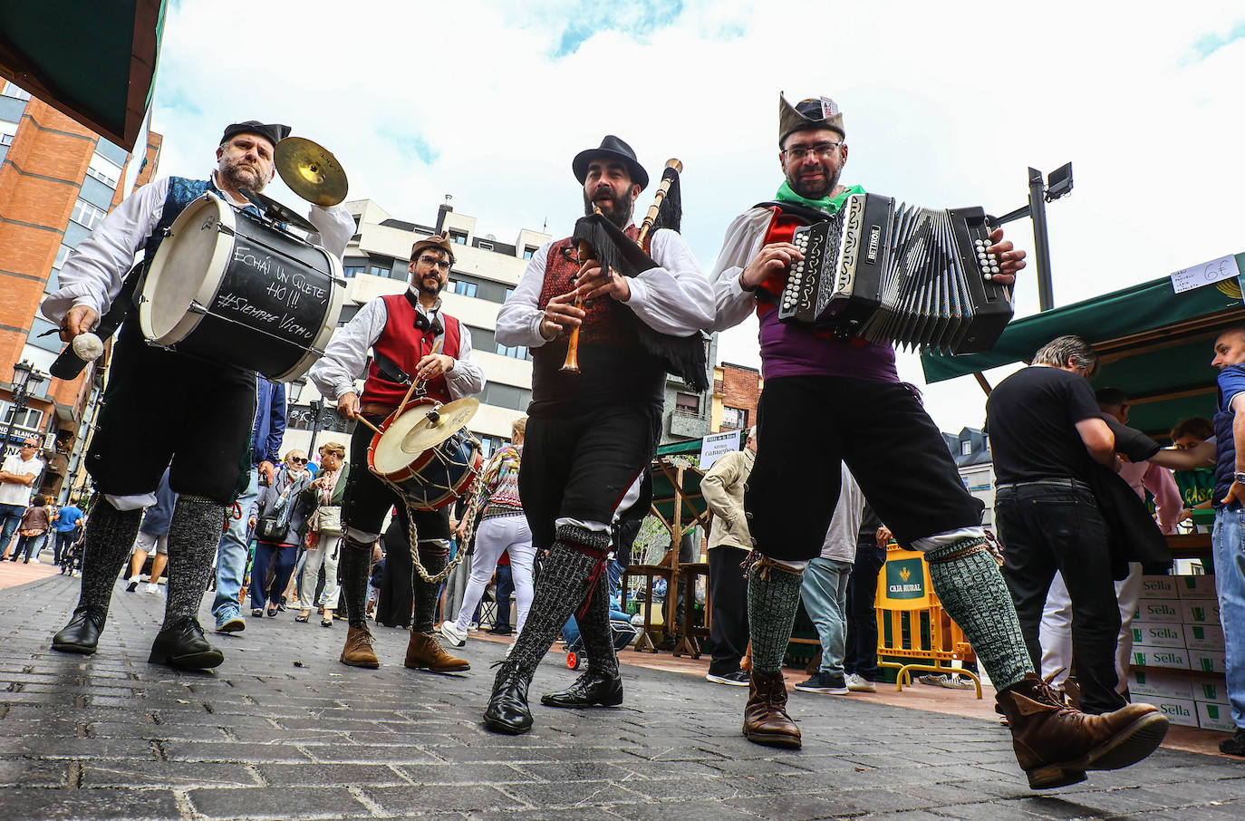 Fotos: Multitudinaria Preba de la Sidra en Gascona