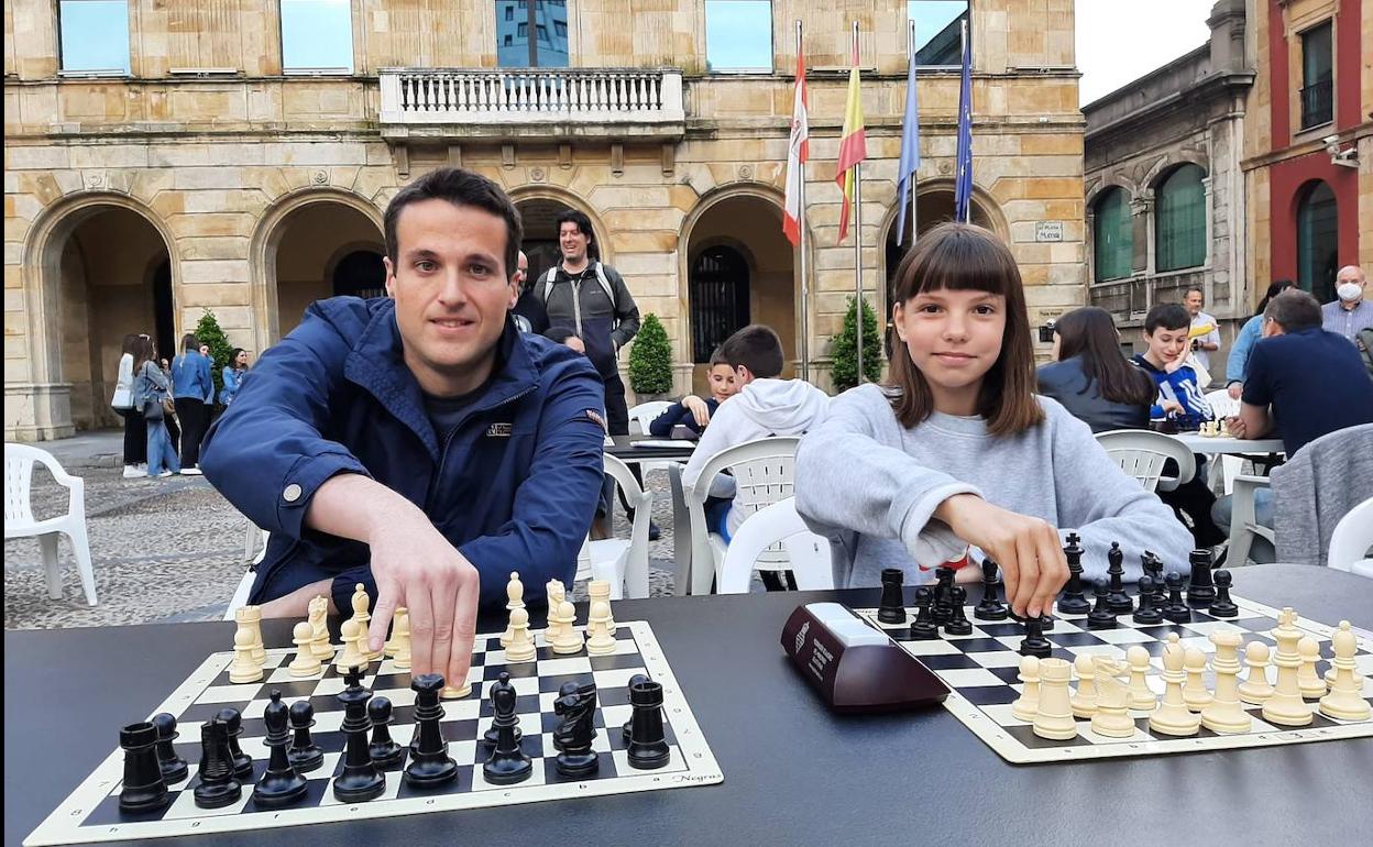Enrique Álvarez y Alina Prochaieva, campeones de Asturias. 