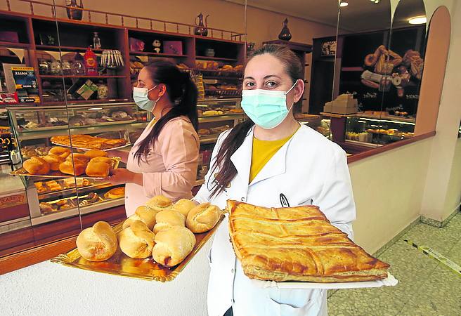 Desirée Nuñez (Boutique Mi Pano): «La gente últimamente decide comprar bollos sobre la marcha».