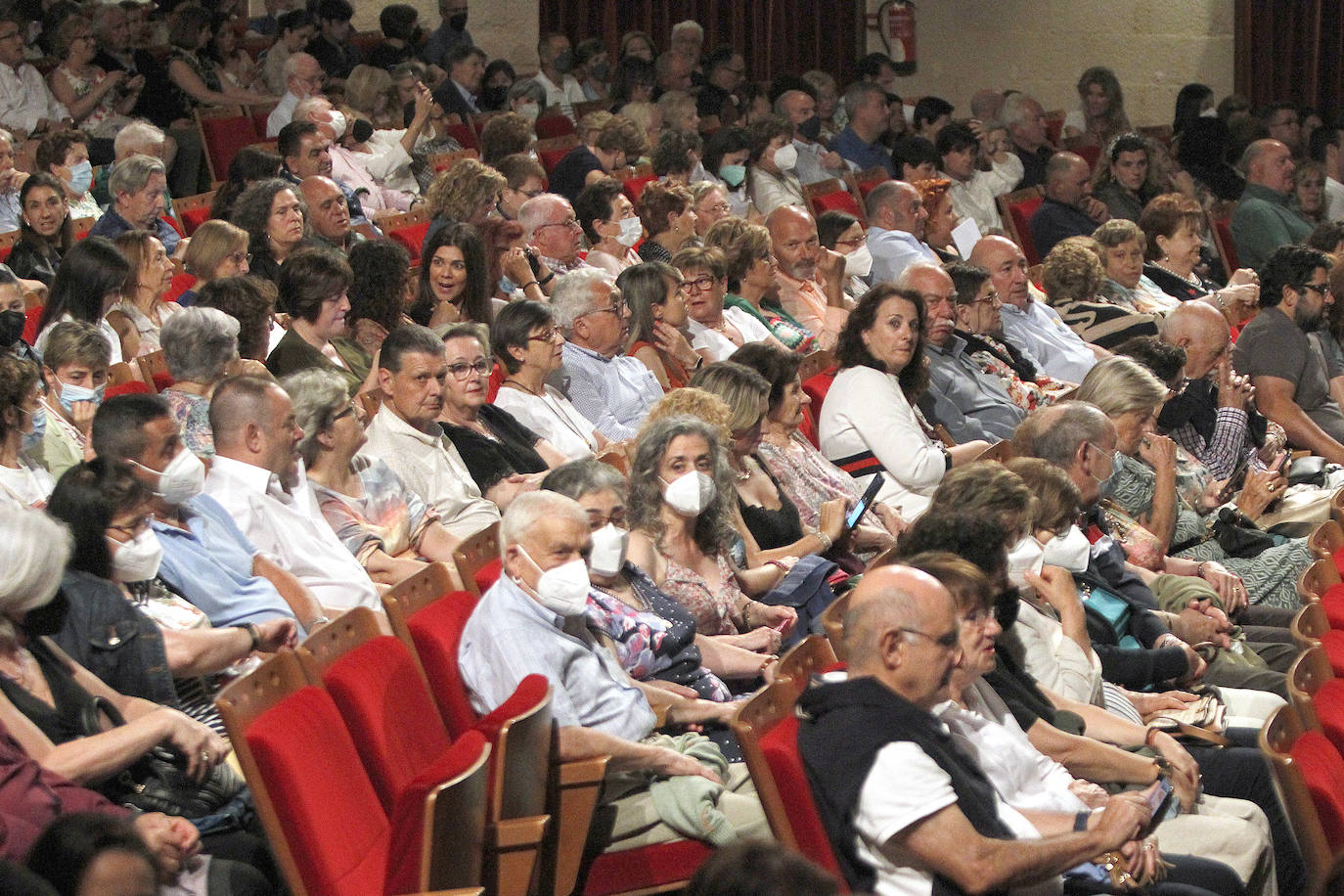 Fotos: Bertín Osborne brilla en Gijón