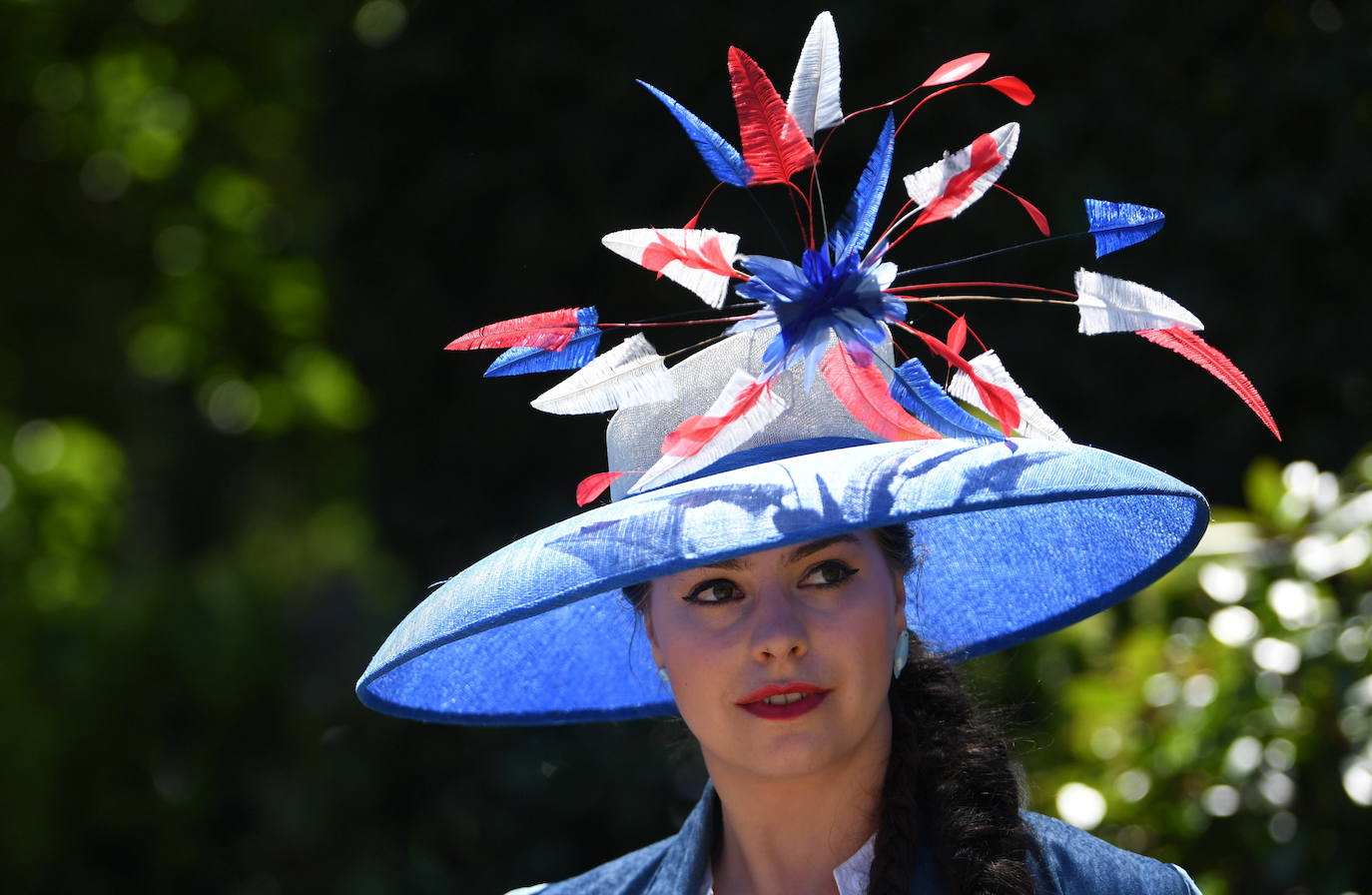 Fotos: El espectáculo de los sombreros imposibles en Ascot