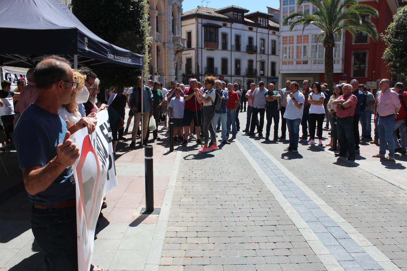 Fotos: 200 ganaderos claman contra la protección del lobo: «Es una persecución al sector»