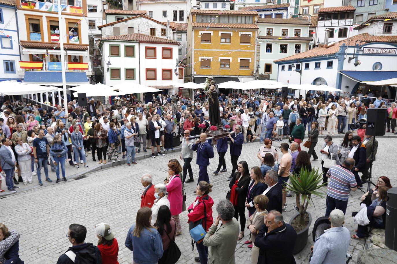 Fotos: Cudillero, abarrotado de nuevo por l&#039;Amuravela