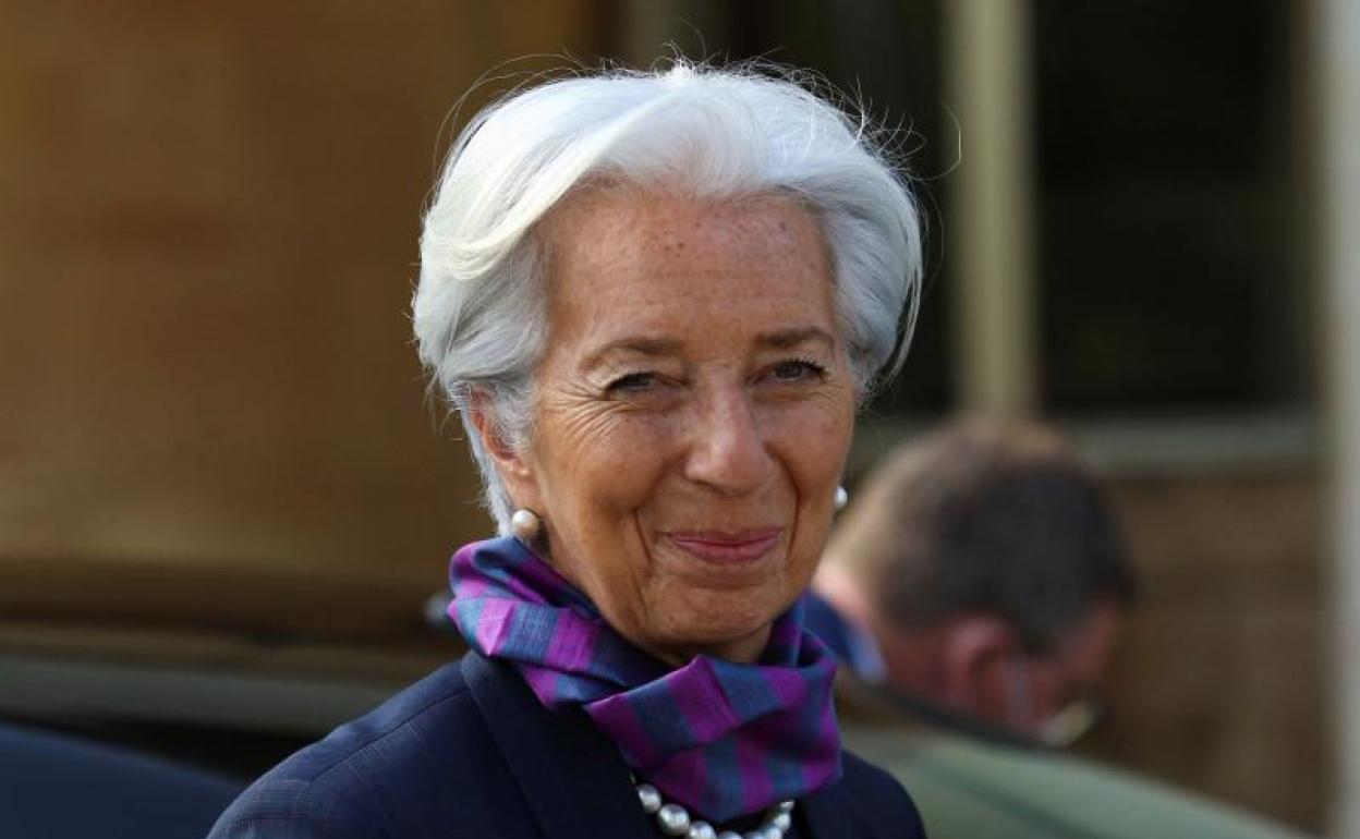 Lagarde, a la llegada del foro en Sintra. 