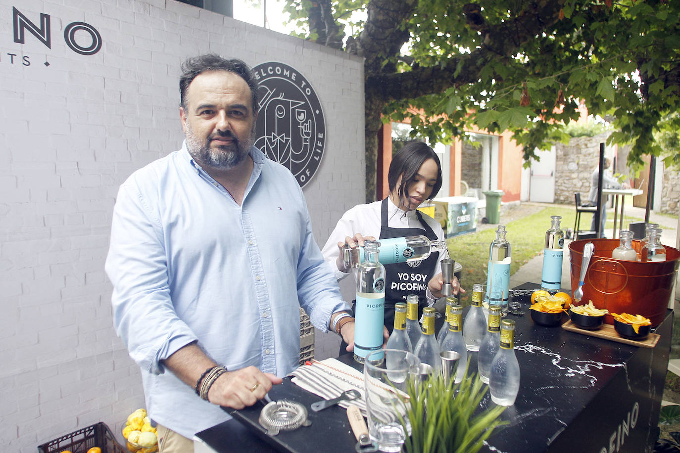 Fotos: Tragos de colores en Gin Planet y fiestas en Las Delicias de Somió