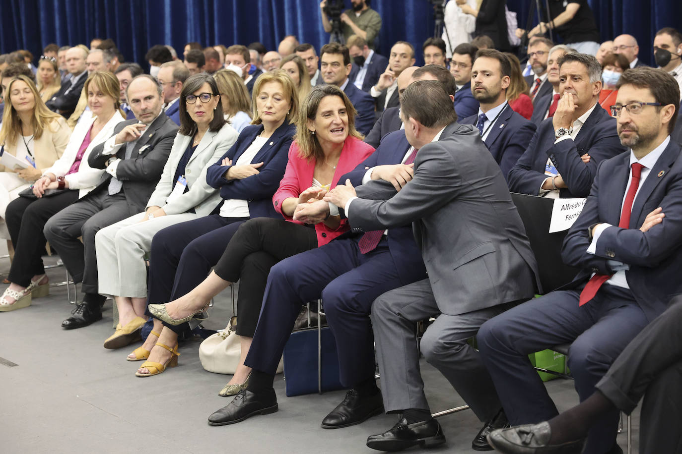 Fotos: Teresa Ribera: «Hay muchísimos recursos para activar la modernización de la industria asturiana»