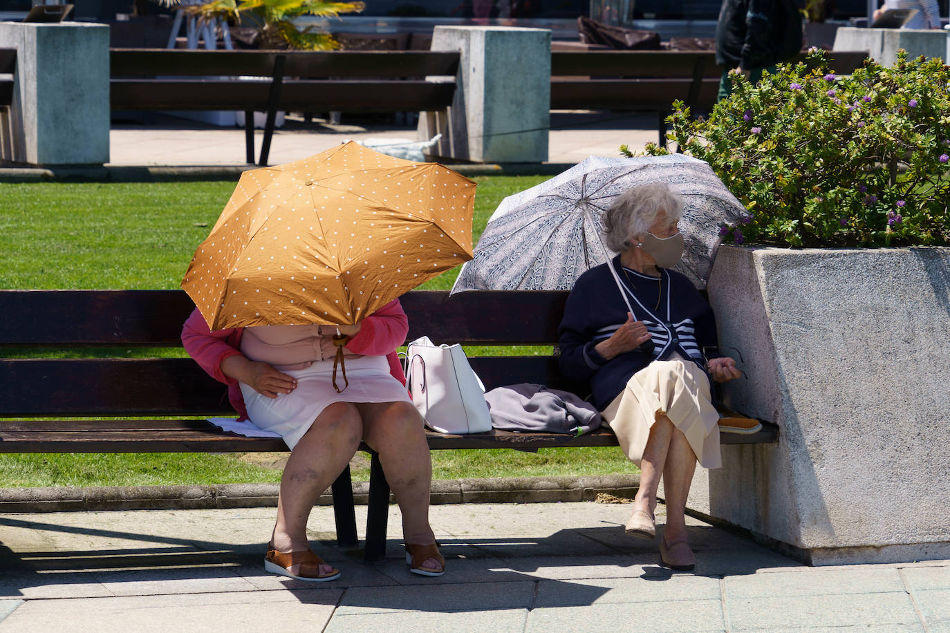 Fotos: Asturias disfruta del verano: playas y piscinas para aliviar el calor