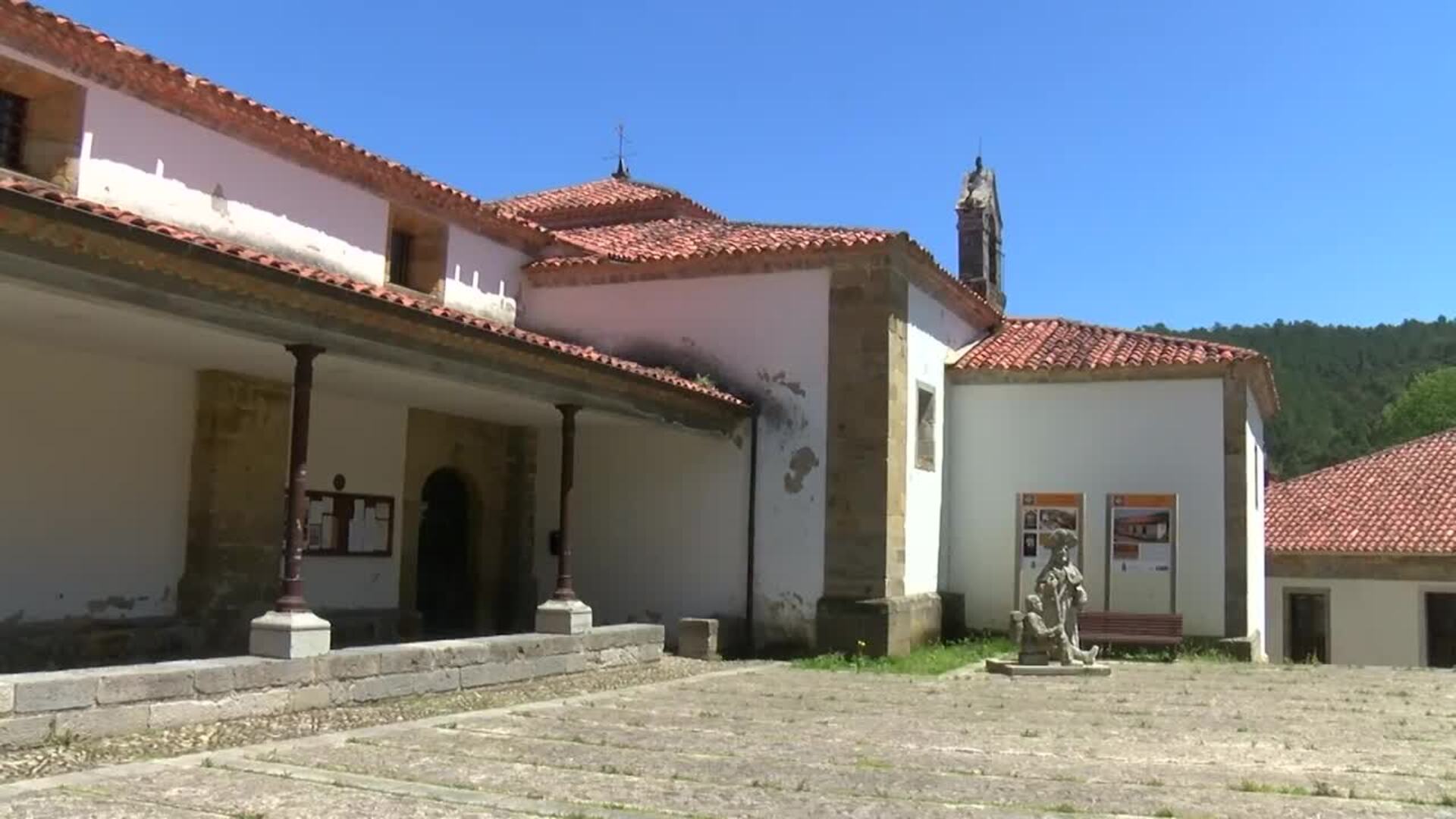 Soto de Luiña: A un paso del camín