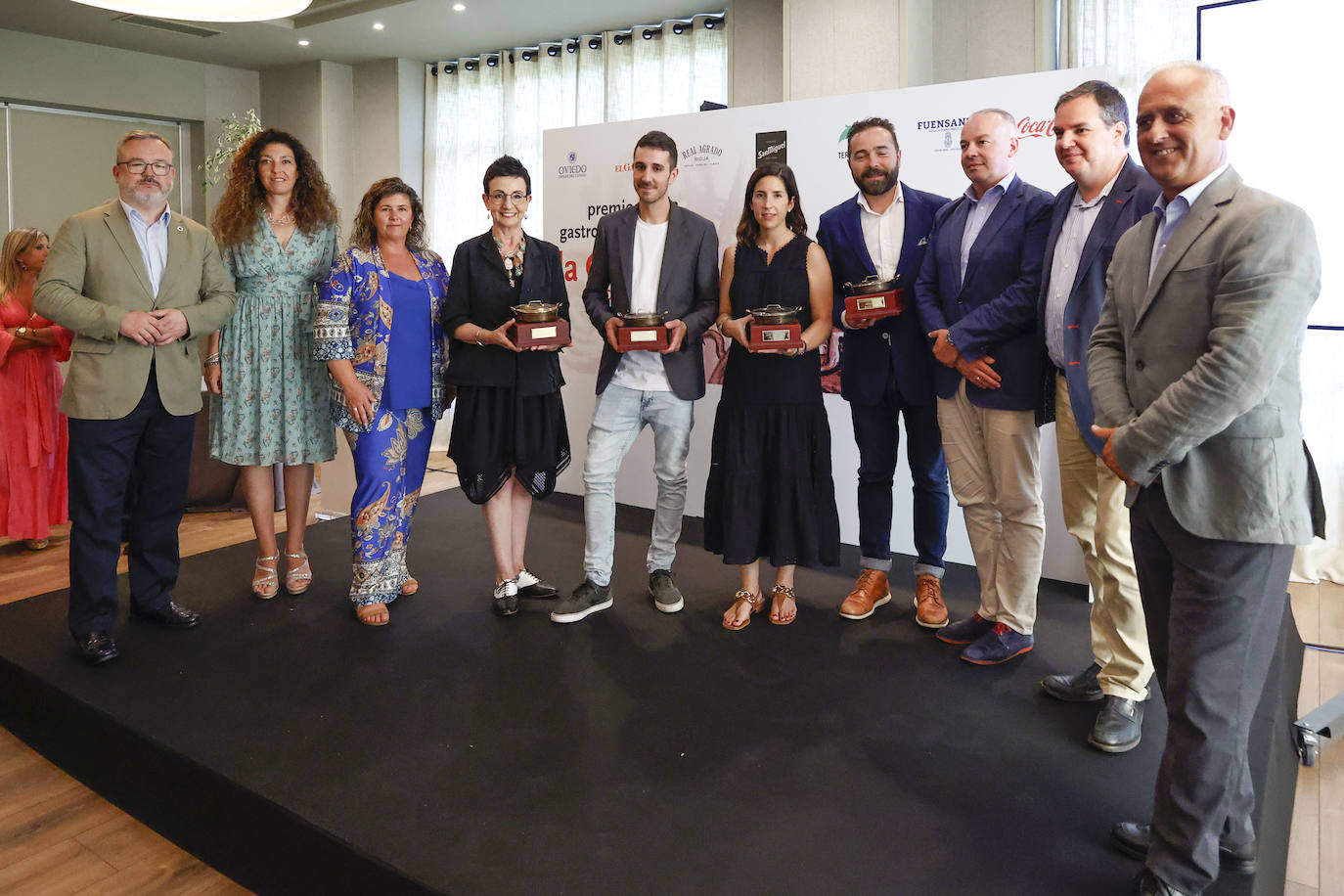 Carme Ruscalleda, La Pondala, Xune Andrade y Borja Cortina agigantan el palmarés de los premios anuales de 'Yantar'. Este lunes fueron los protagonistas indiscutibles de la gran fiesta de la gastronomía asturiana