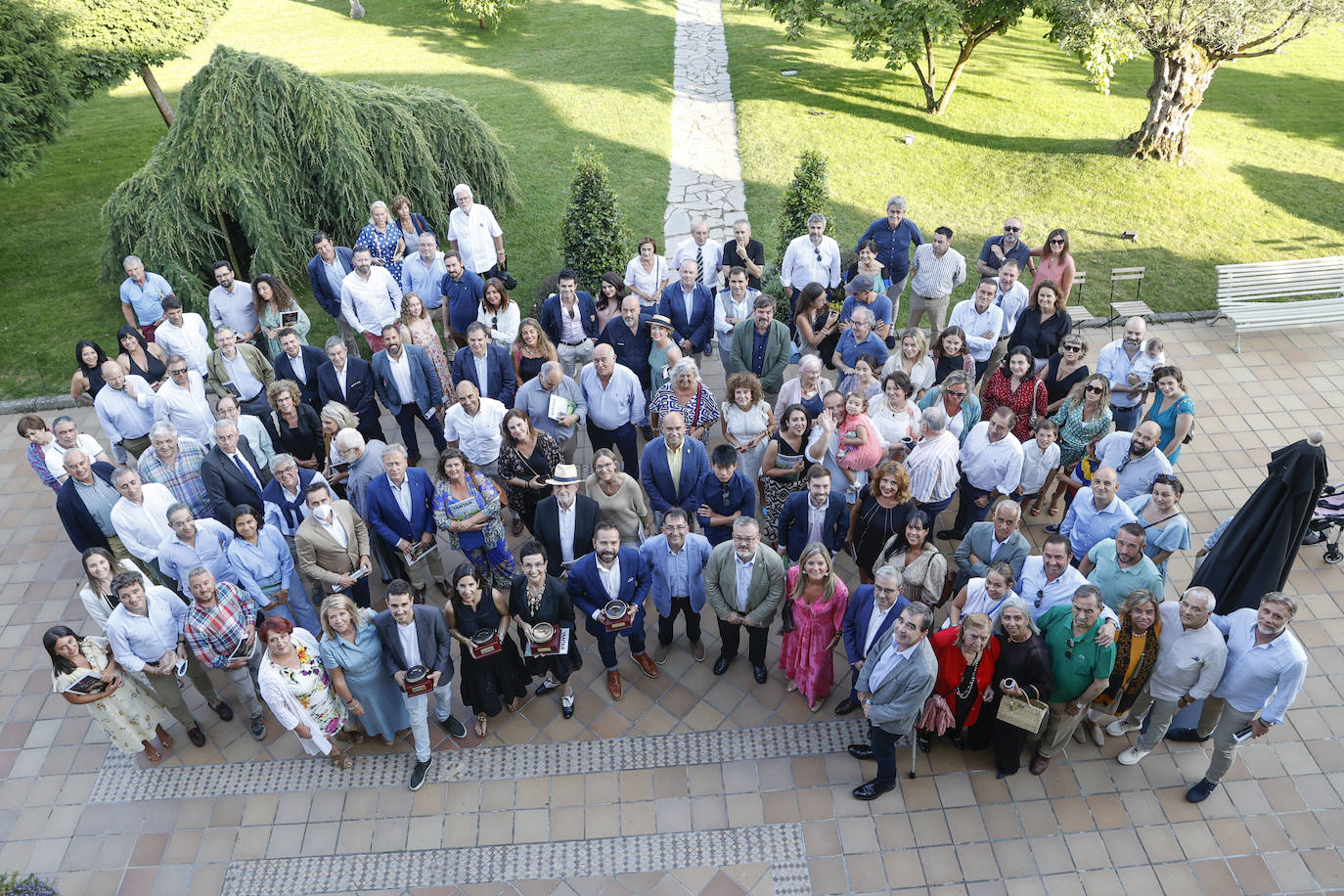 Carme Ruscalleda, La Pondala, Xune Andrade y Borja Cortina agigantan el palmarés de los premios anuales de 'Yantar'. Este lunes fueron los protagonistas indiscutibles de la gran fiesta de la gastronomía asturiana