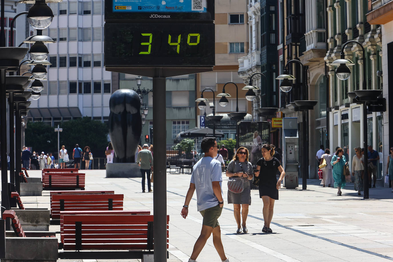 Fotos: Así afrontan el calor los asturianos