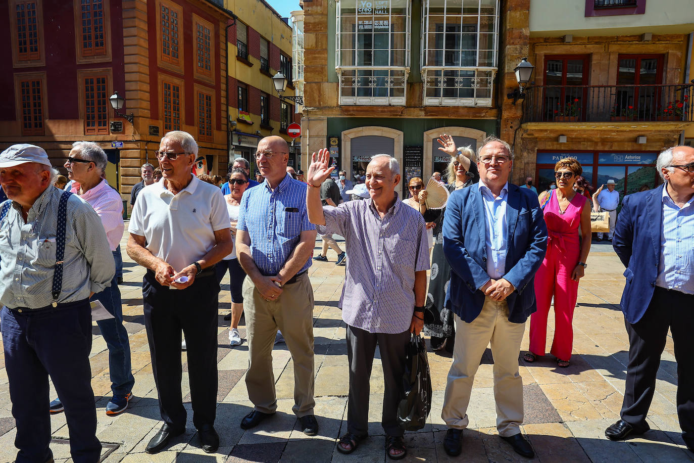 Fotos: Manos blancas en Oviedo para recordar a Miguel Ángel Blanco