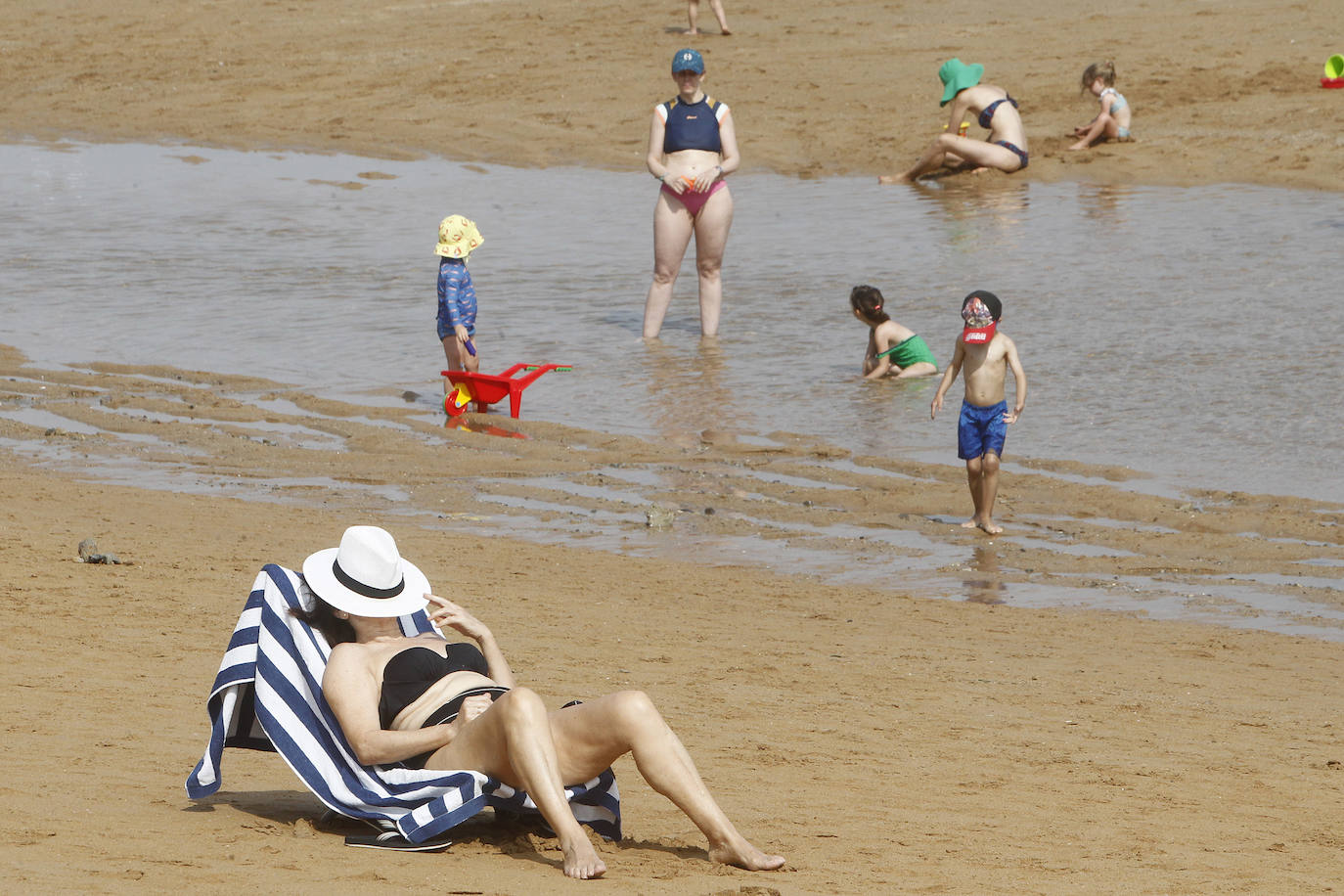 Fotos: El calor no da tregua a Asturias