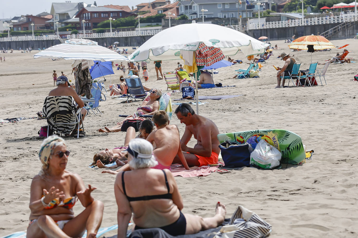 Fotos: El calor no da tregua a Asturias