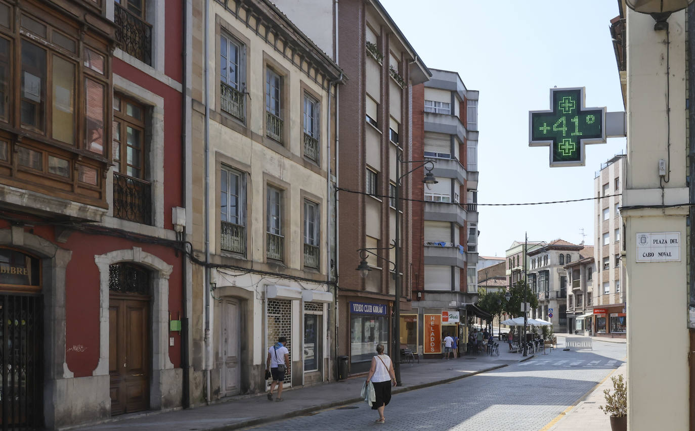 Fotos: Así vive Asturias el día más caluroso del año