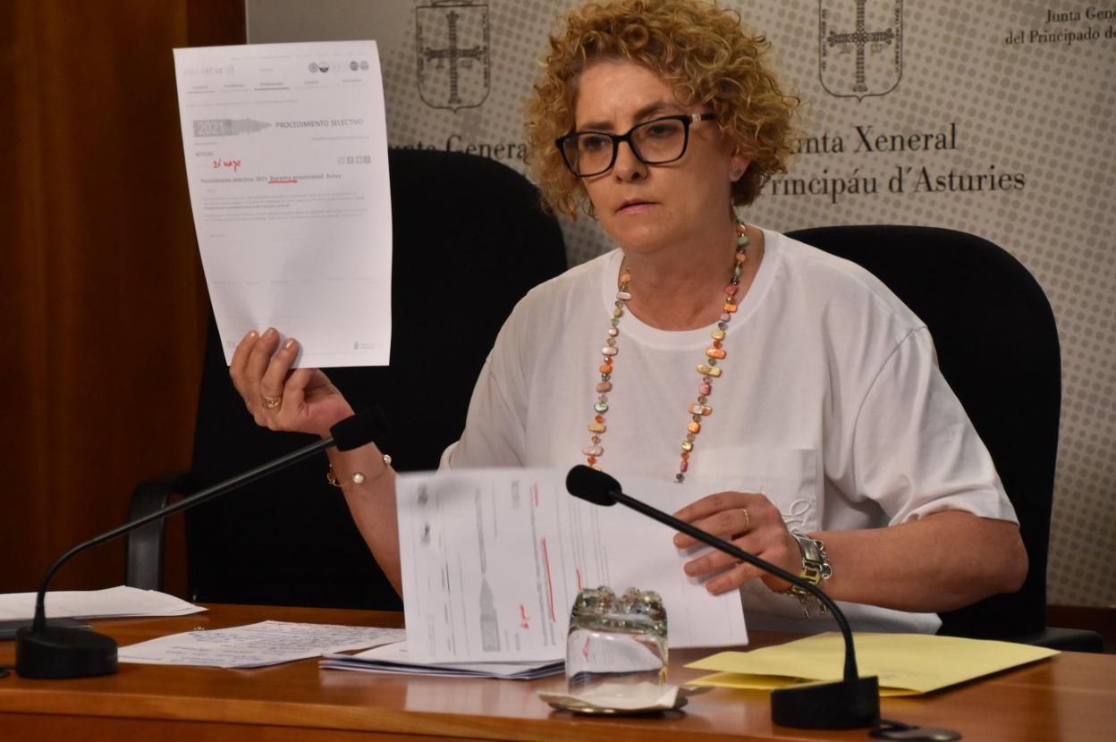 La diputada popular Gloria García, en rueda de prensa ayer. 