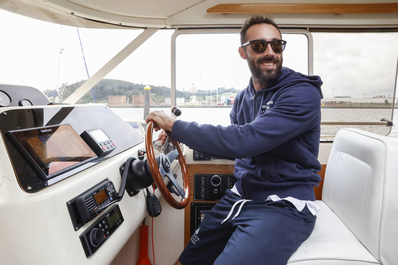 Fotos: Un viaje náutico por la ría de Avilés