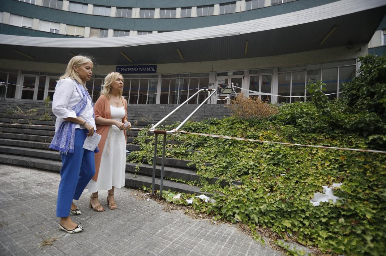 Cristina Coto y Sara Álvarez Rouco, ayer.
