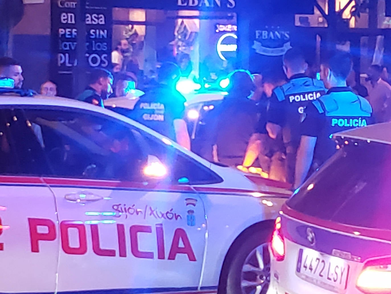 Fotos: Impresionante persecución policial en Gijón