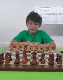 Imagen secundaria 2 - A la izquierda, el maestro Enrique Álvarez firmó una notable actuación y, a la derecha, el joven Roque Ordiz fue la gran revelación del torneo.