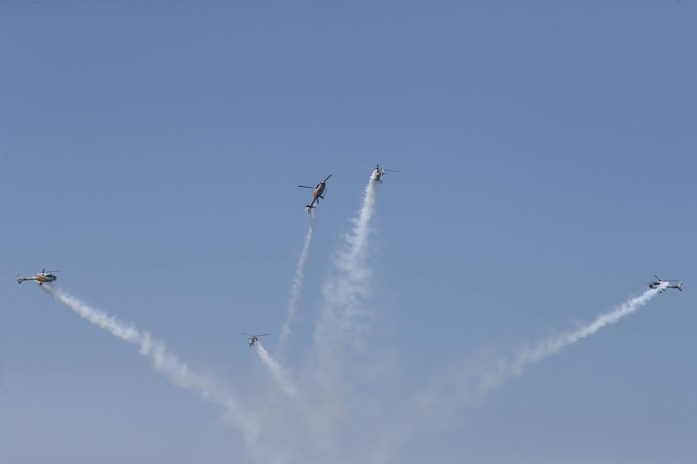 Fotos: Multitudinario y espectacular Festival Aéreo de Gijón