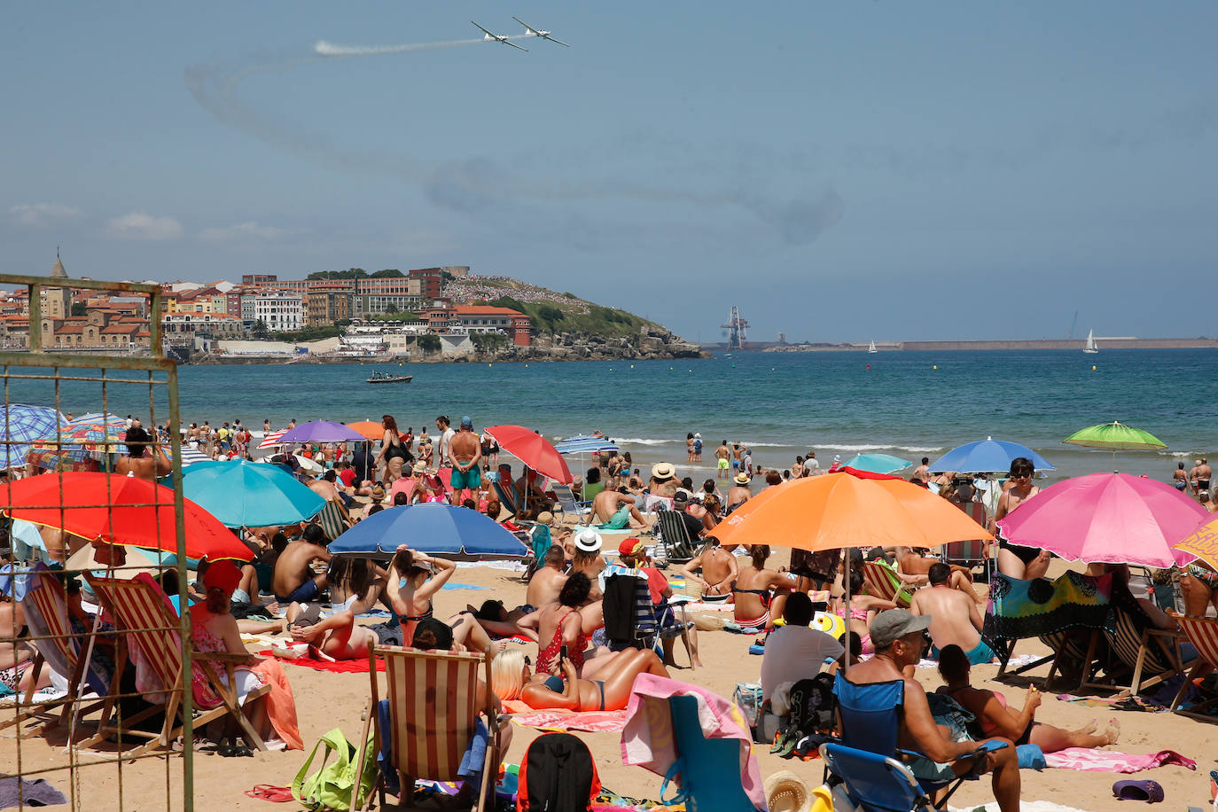Fotos: Multitudinario y espectacular Festival Aéreo de Gijón