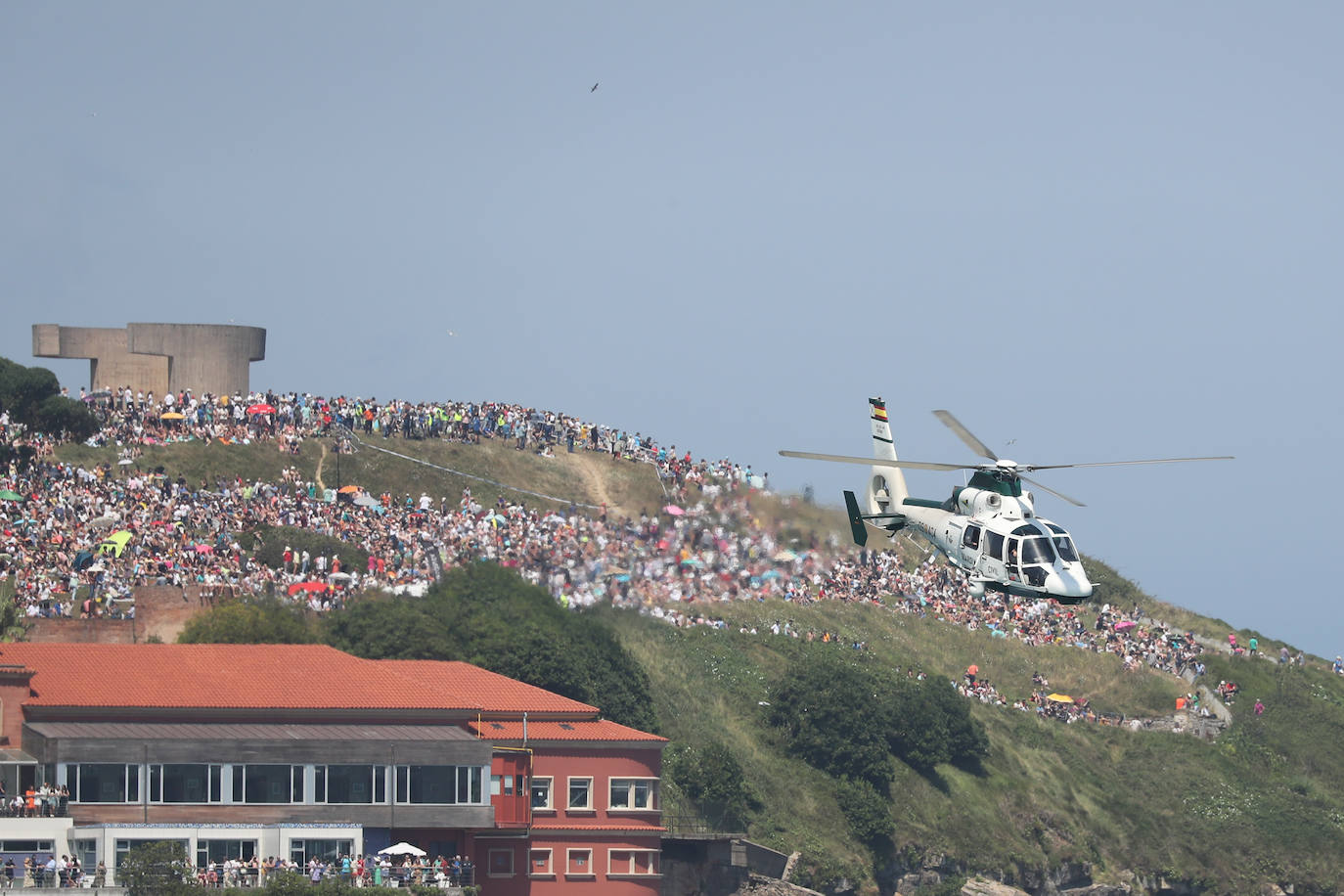 Fotos: Multitudinario y espectacular Festival Aéreo de Gijón