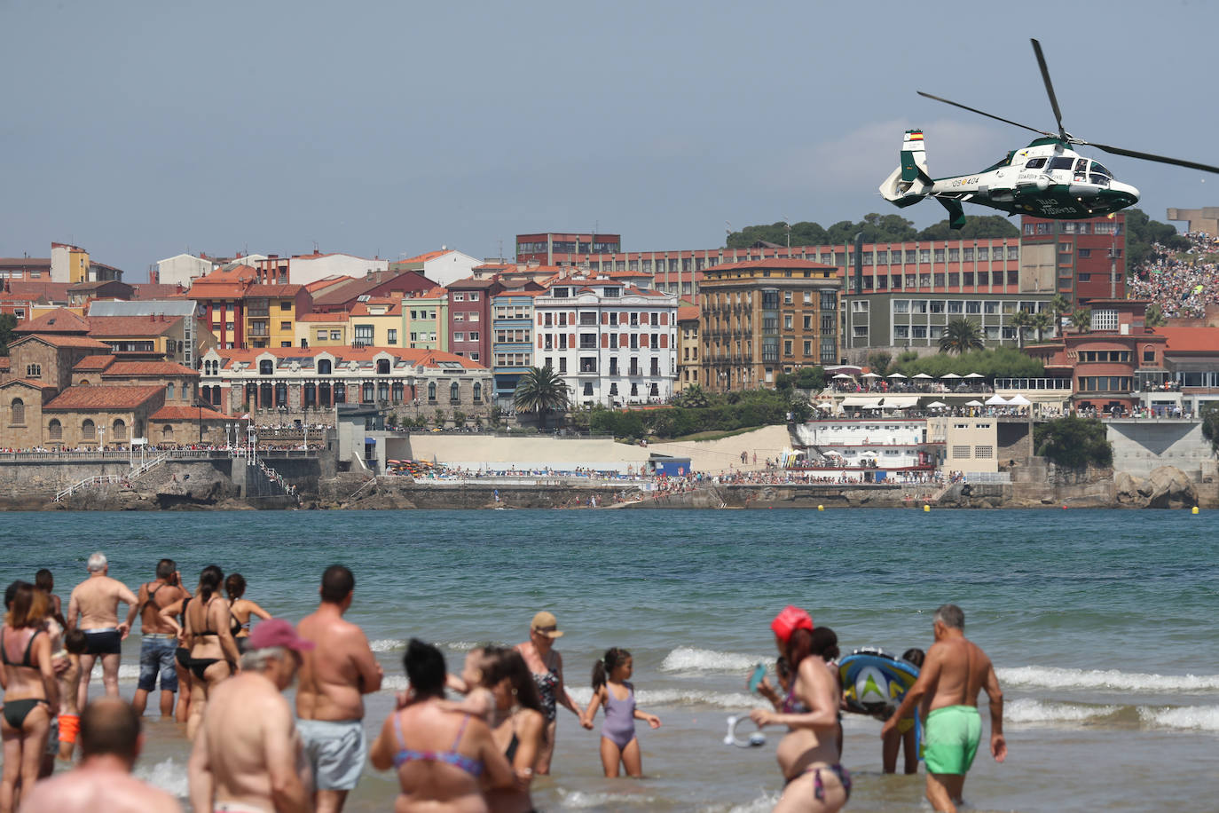 Fotos: Multitudinario y espectacular Festival Aéreo de Gijón