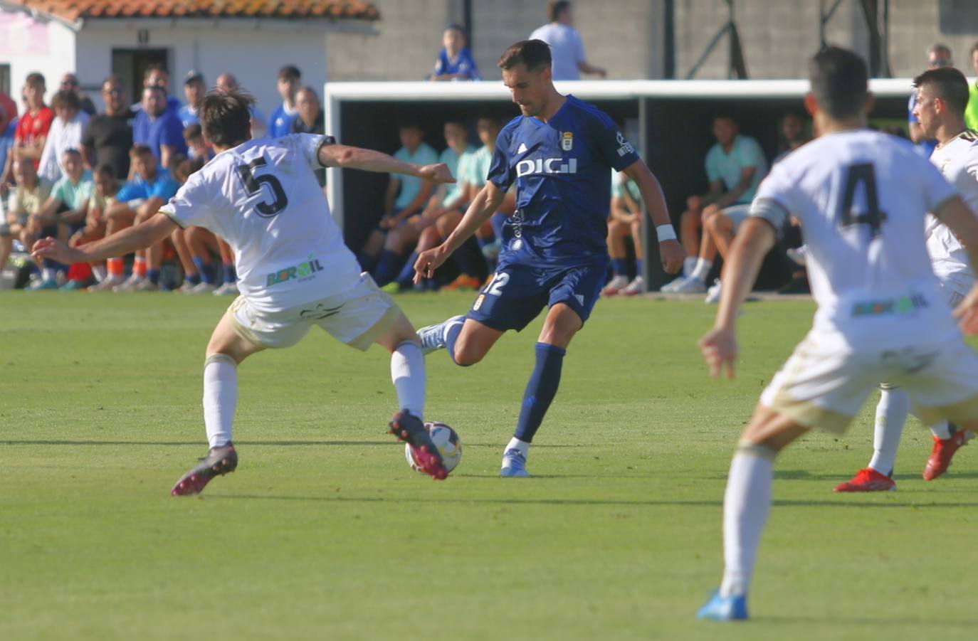 Fotos: Las mejores jugadas del partido entre el Real Oviedo y el Burgos (0-1)