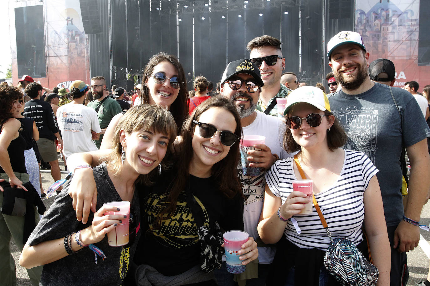 Fotos: Tsunami de punk, rock sol y calor